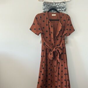 roolee front bottom midi dress // polka dots